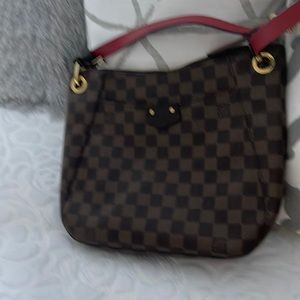 Louis Vuitton brand new shoulder purse